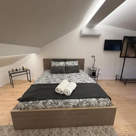 Casa Parreiras Apartment *