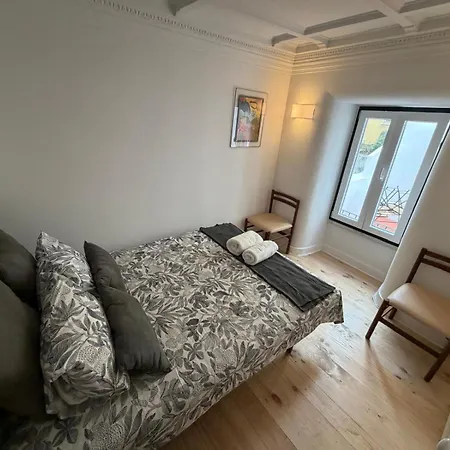 Casa Parreiras Apartment *